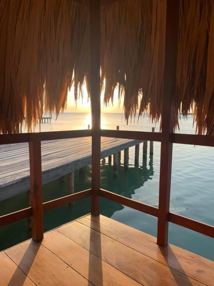 St. George'S Caye Resort Belize City Exteriör bild