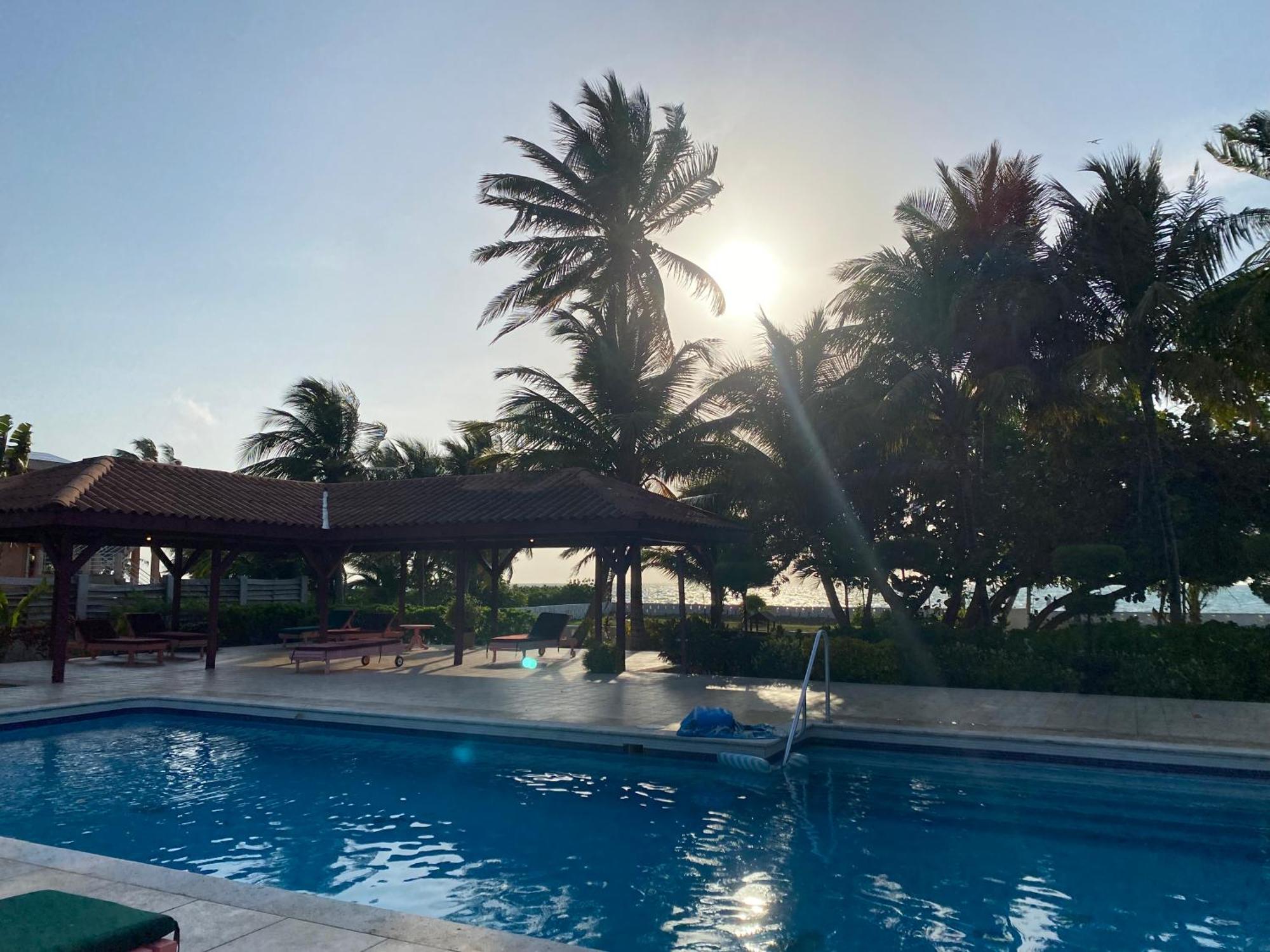 St. George'S Caye Resort Belize City Exteriör bild