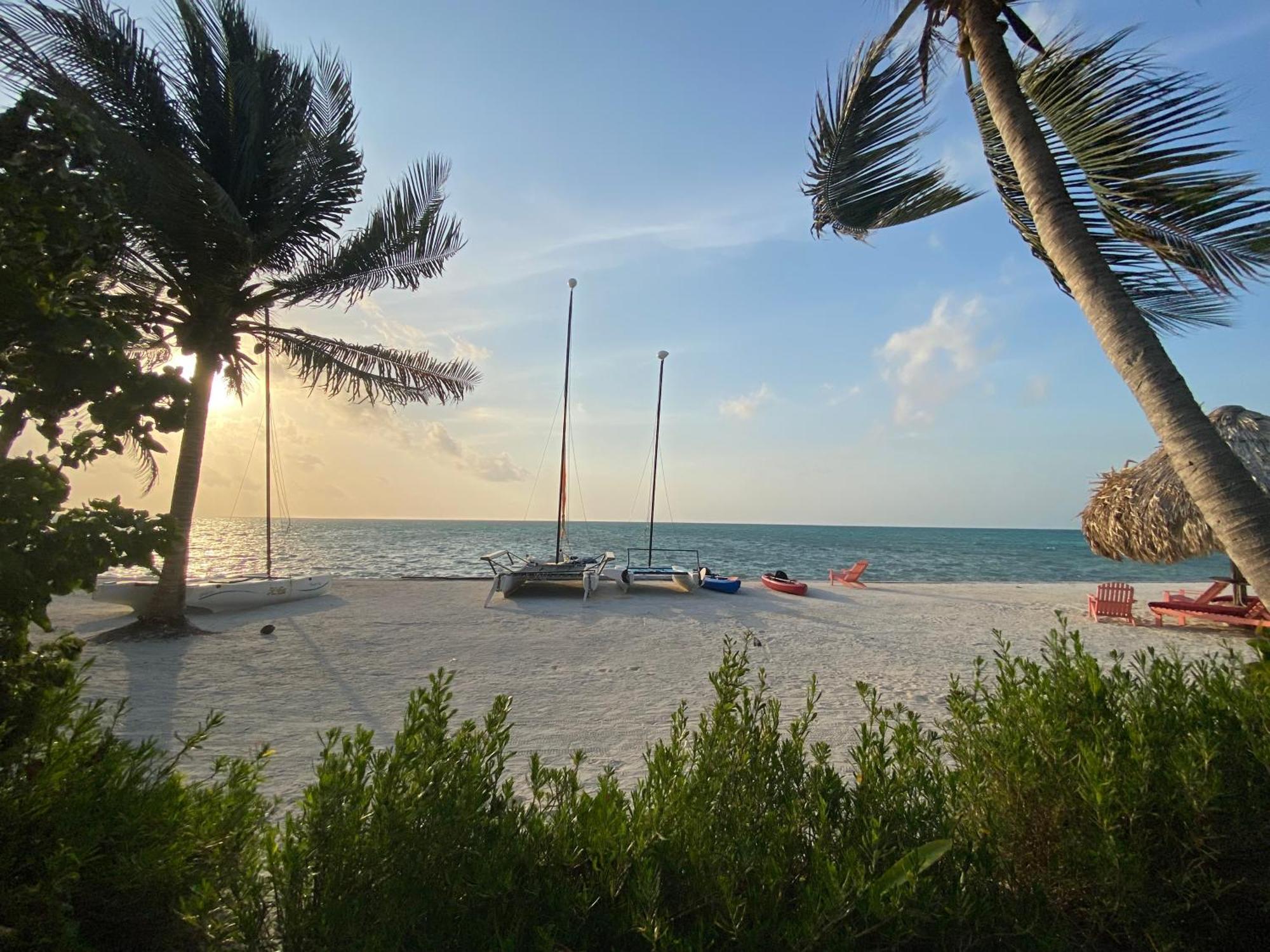 St. George'S Caye Resort Belize City Exteriör bild