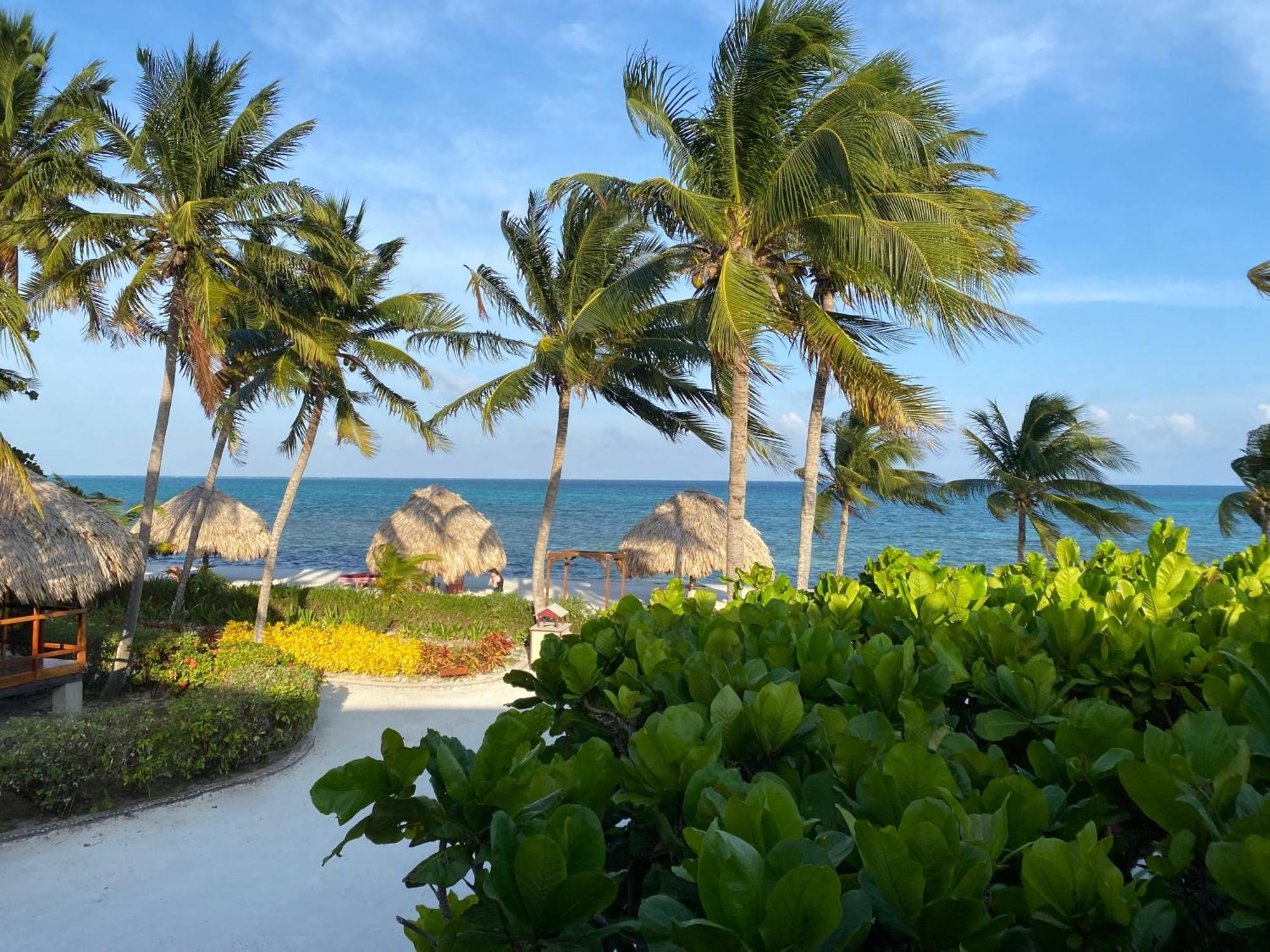 St. George'S Caye Resort Belize City Exteriör bild