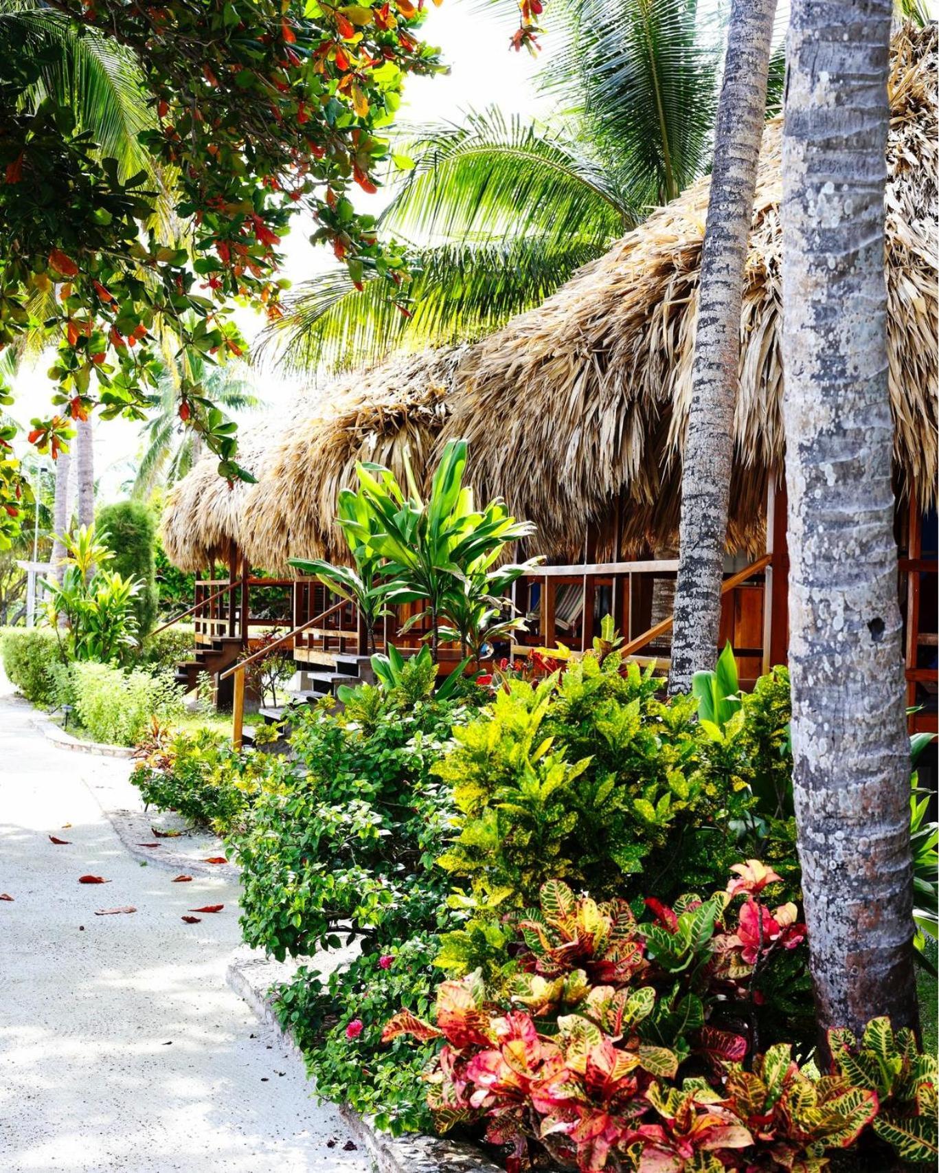 St. George'S Caye Resort Belize City Exteriör bild