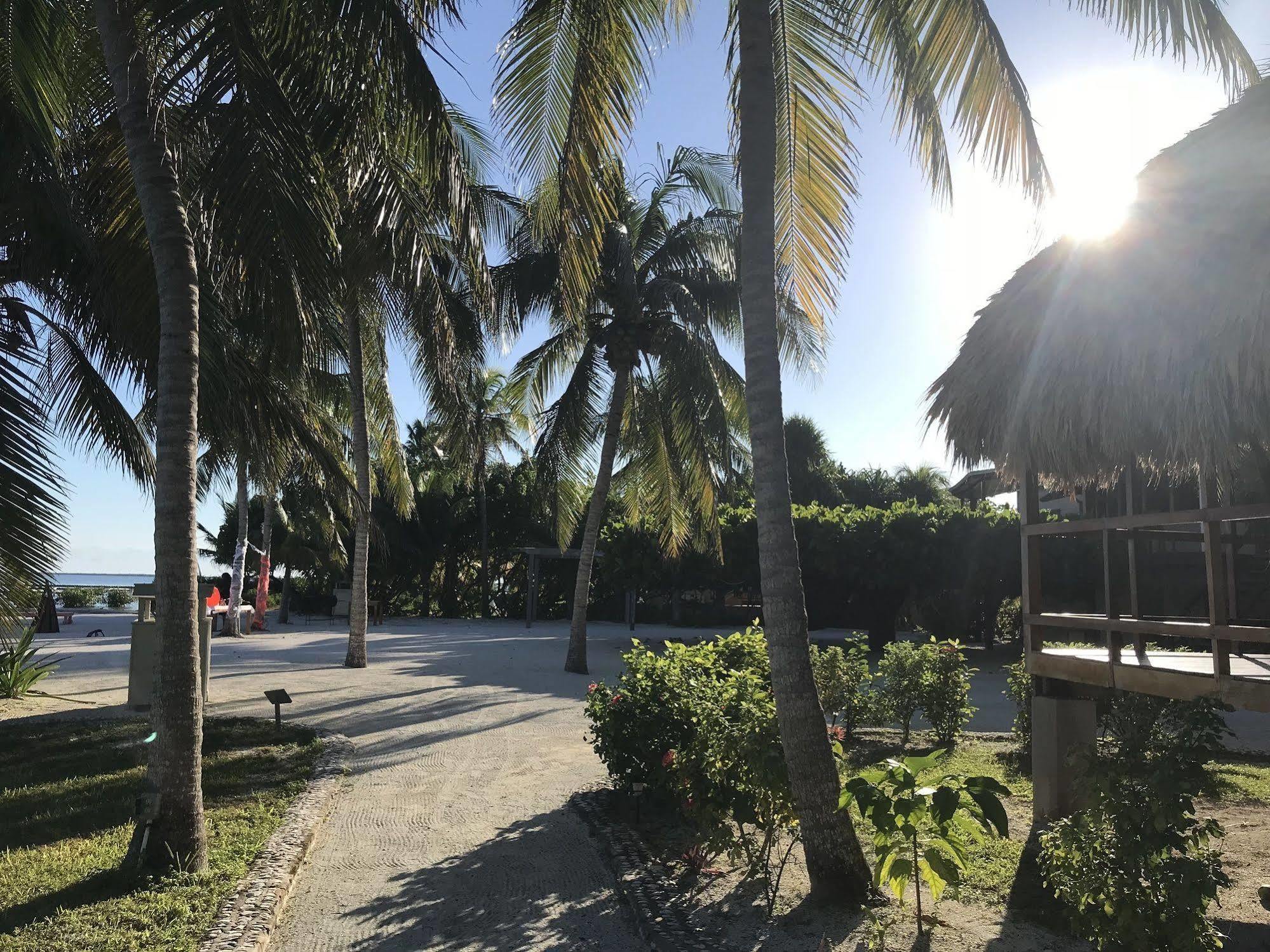 St. George'S Caye Resort Belize City Exteriör bild